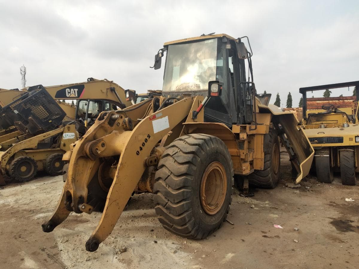 Pá Carregadora CATERPILLAR 950H · Viana — imagem 4