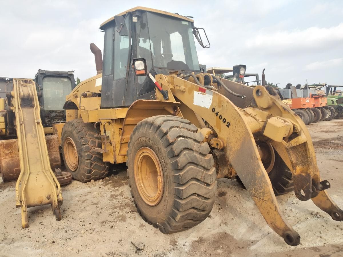 Pá Carregadora CATERPILLAR 950H  · Viana