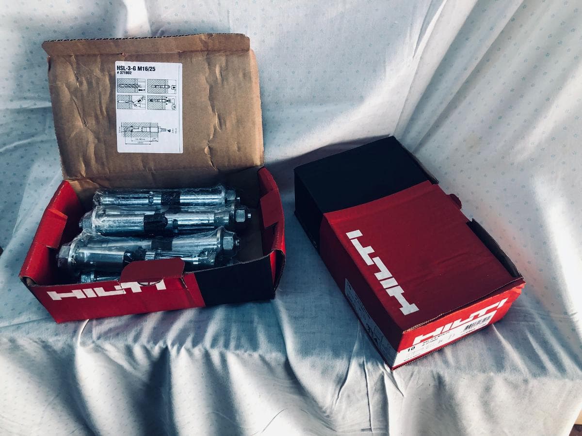 Buchas metálicas Hilti — imagen 1