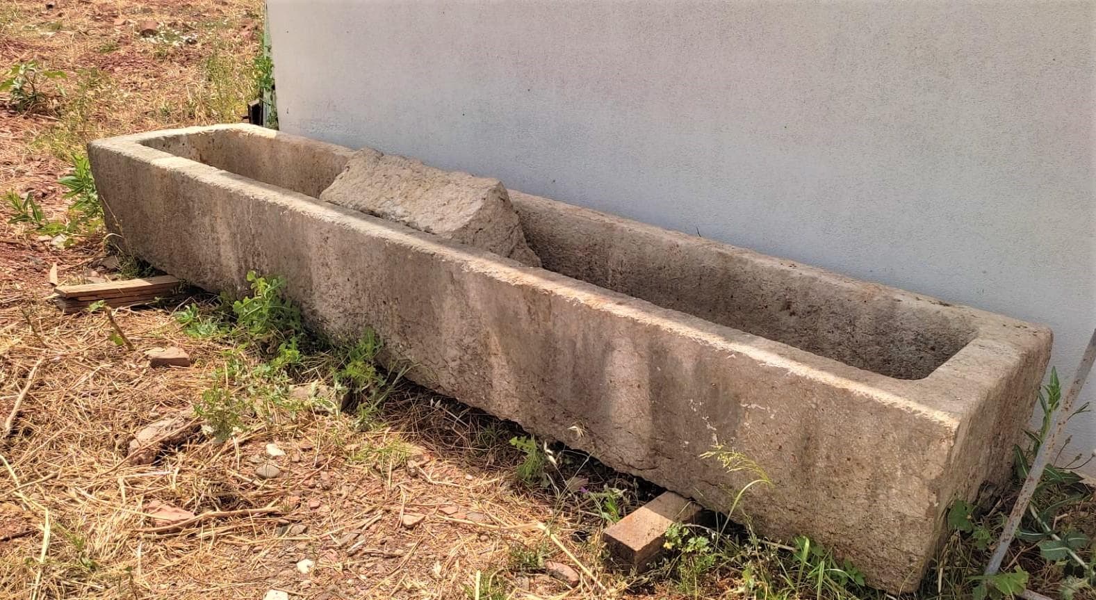 Pias decorativas em pedra — imagem 1