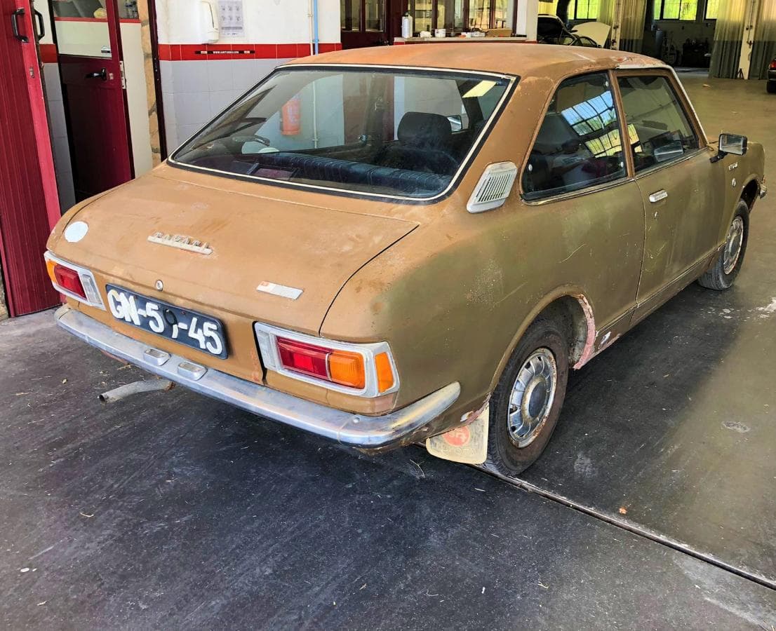 Toyota Corolla - 1974 — image 2