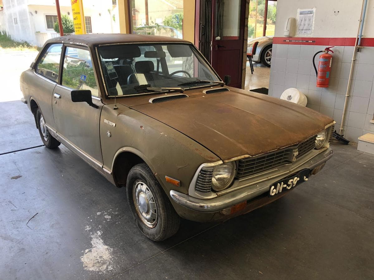 Toyota Corolla - 1974 — image 3