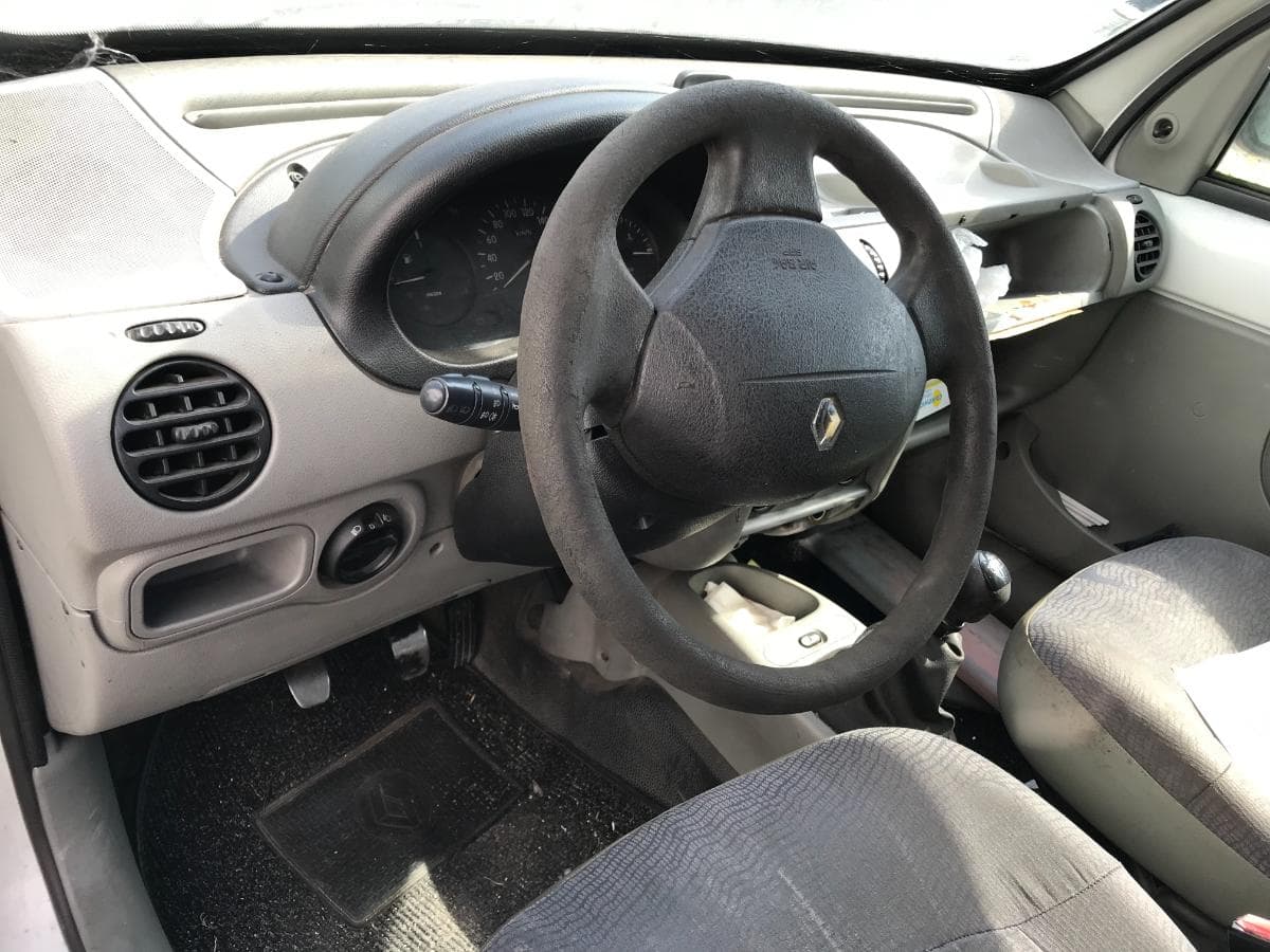 Renault Kangoo 1.9D — image 24