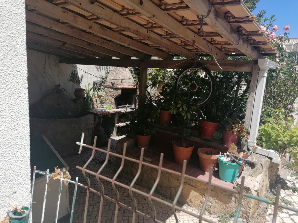 Moradia Geminada V2 · Sintra — imagem 36