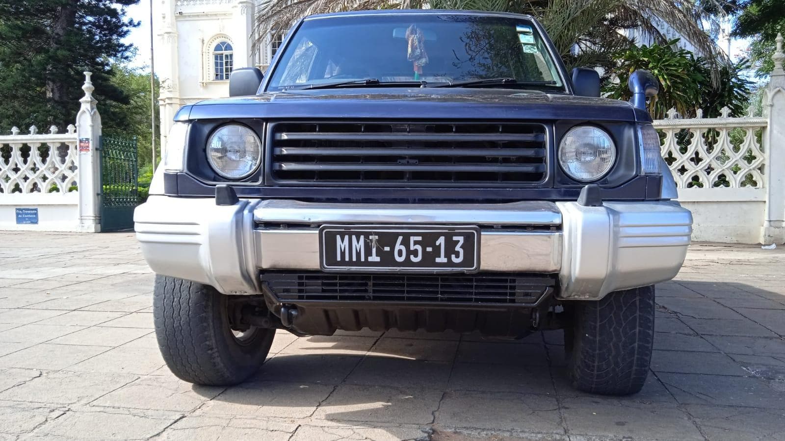 Mitsubishi Pajero · — imagem 4