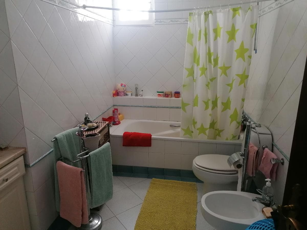Moradia Geminada V2 · Sintra — imagem 31