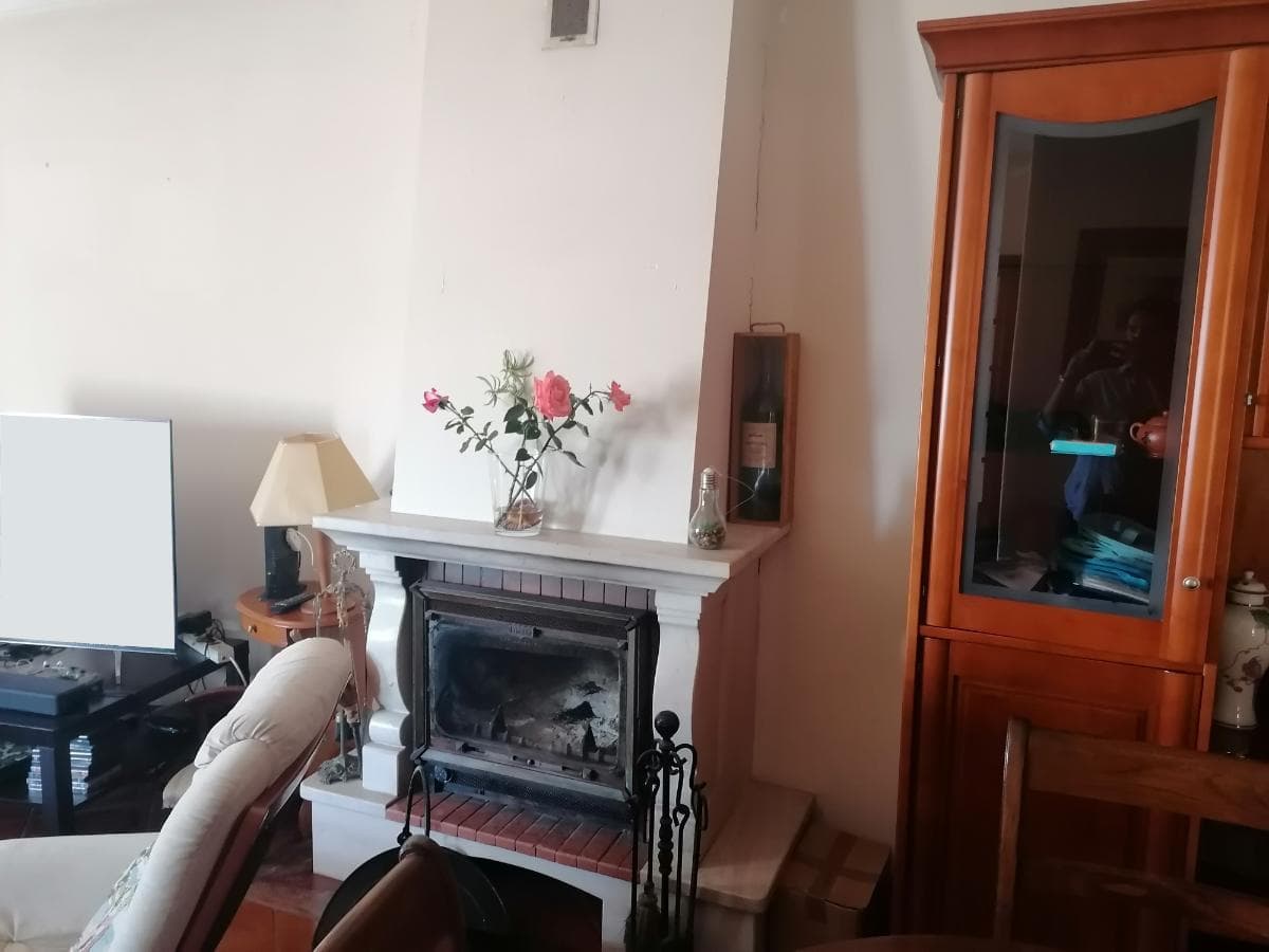 Moradia Geminada V2 · Sintra — imagem 6