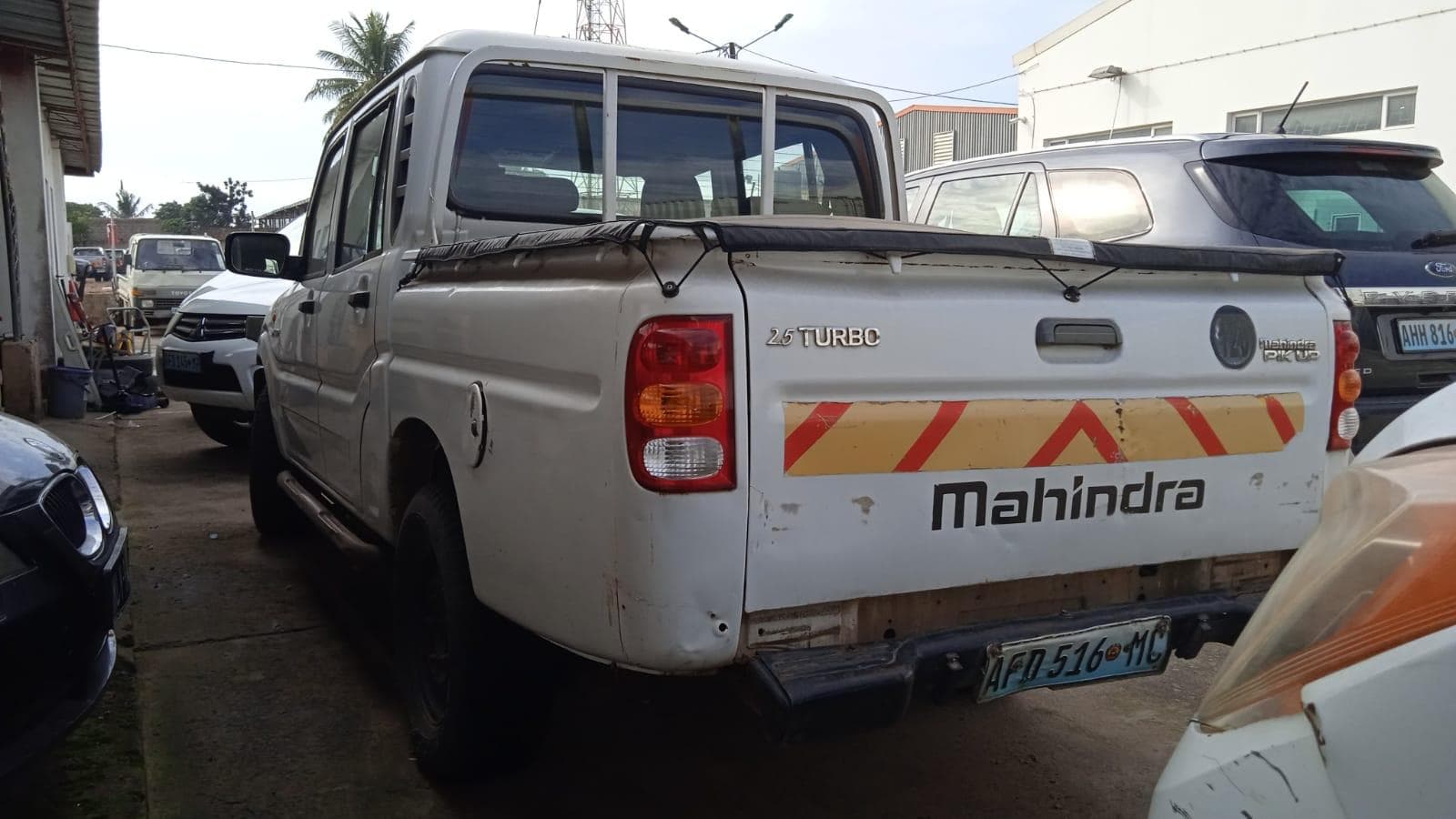Mahindra · — imagen 7