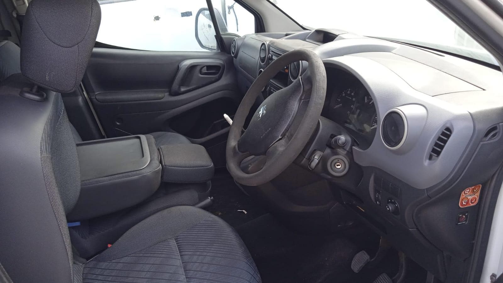 Peugeot Partner · — imagem 5