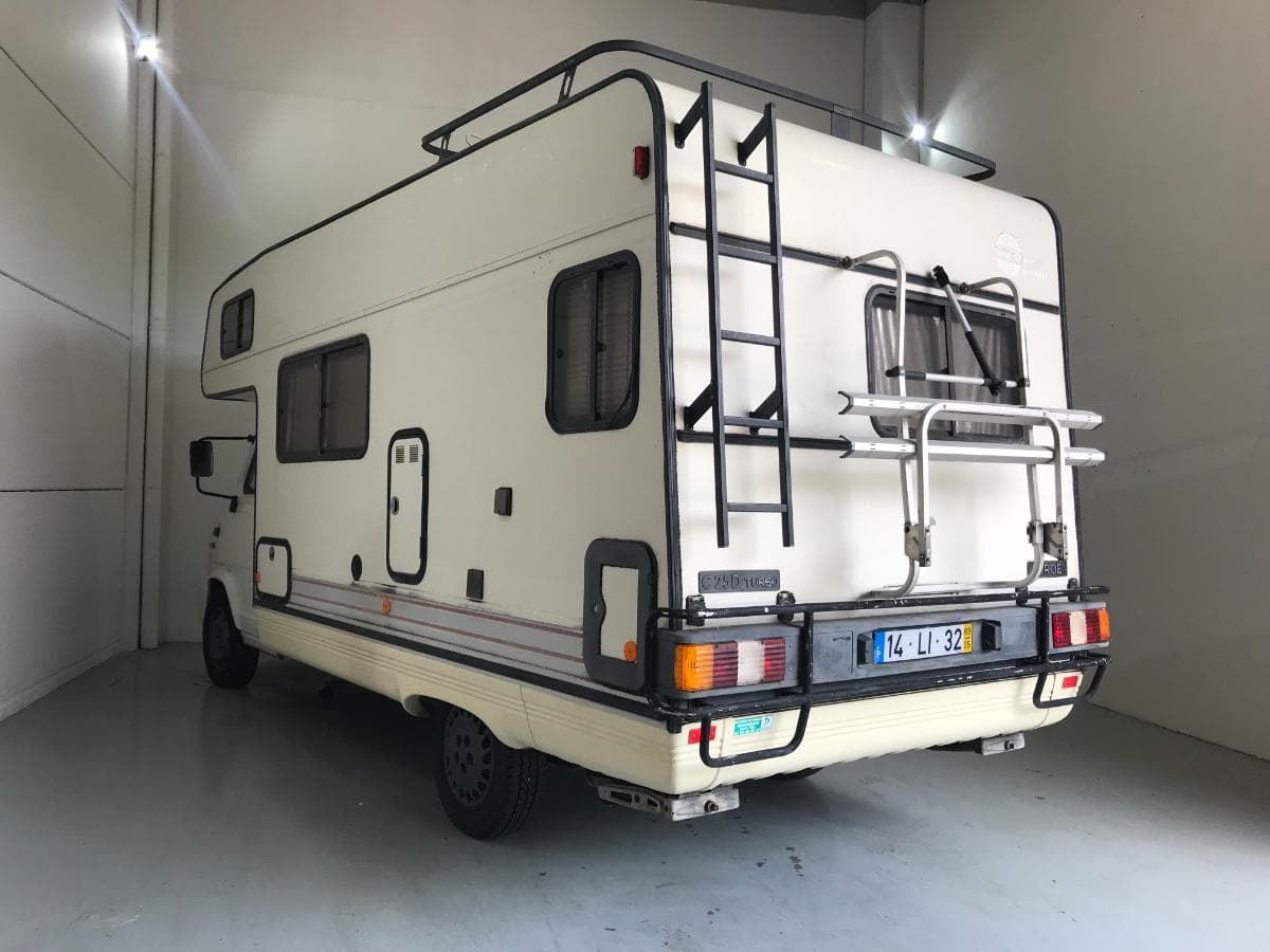 Autocaravana Citroën C25 2.5D · Ano 1989 — imagem 4