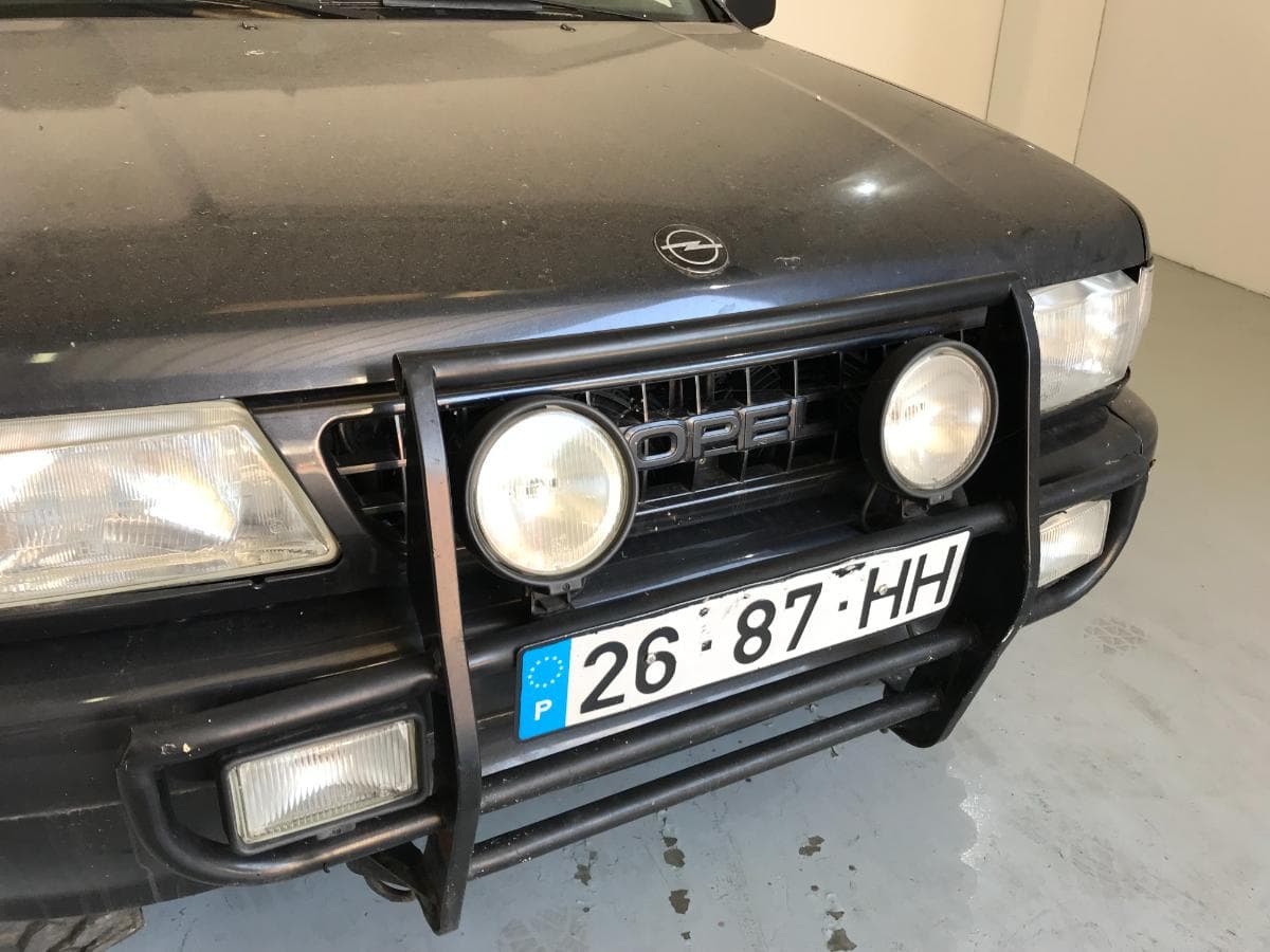 Opel Frontera 2.5 TDS · Ano 1996 — imagen 15