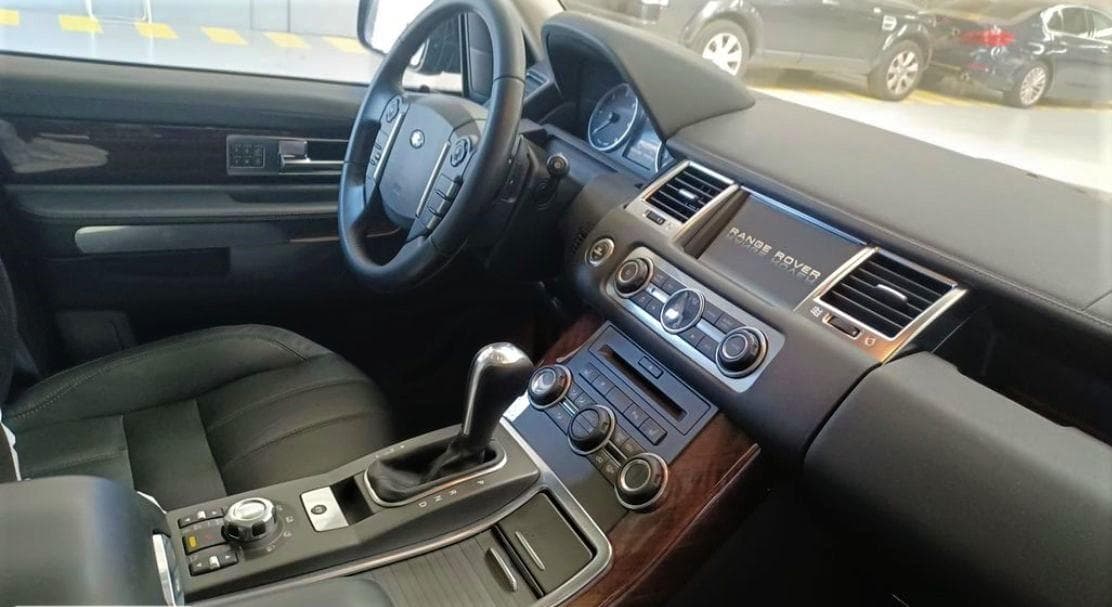 RANGE ROVER SPORT 3.0 TDV6 HSE — imagem 8