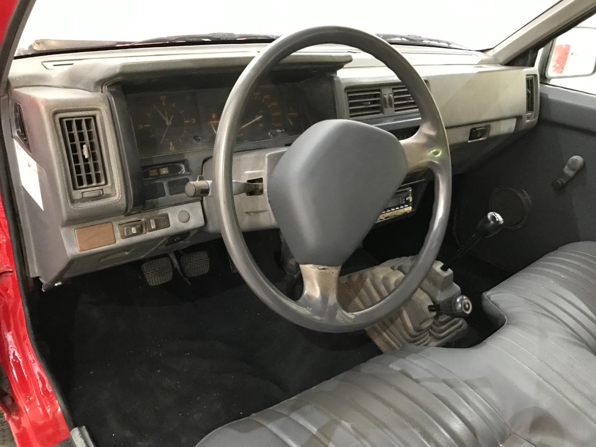 Nissan Pick UP 2.5D · Ano 1990 — image 21