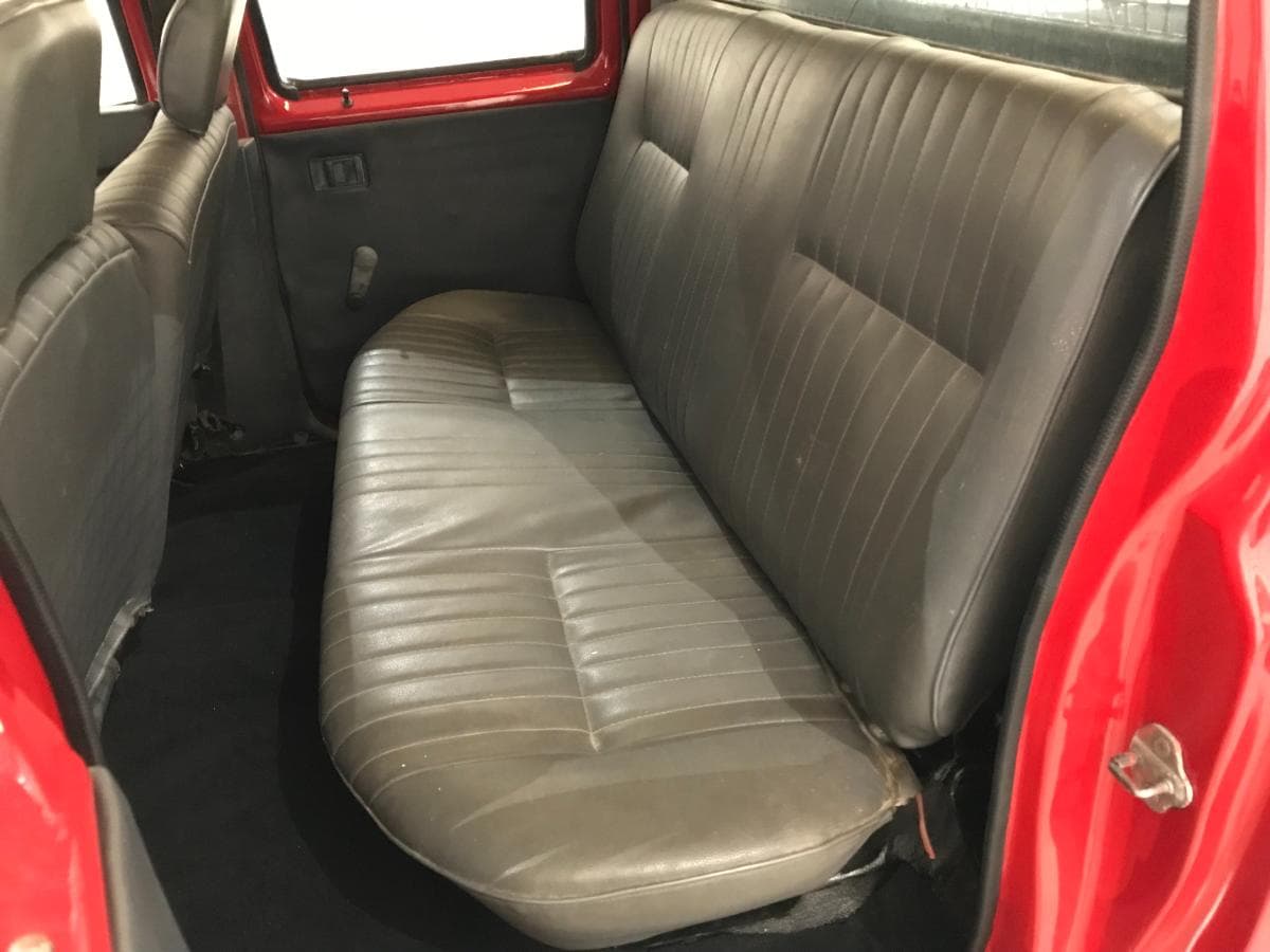 Nissan Pick UP 2.5D · Ano 1990 — image 22