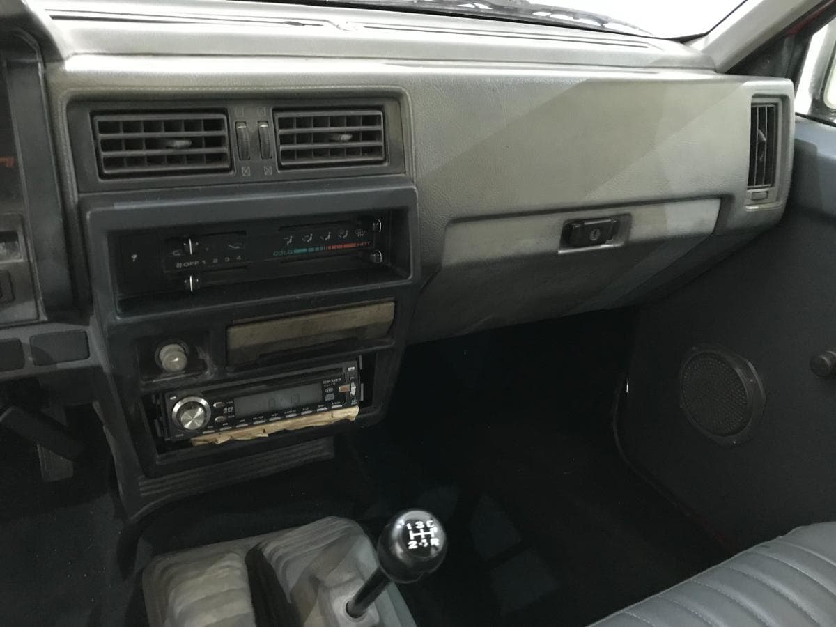 Nissan Pick UP 2.5D · Ano 1990 — image 27