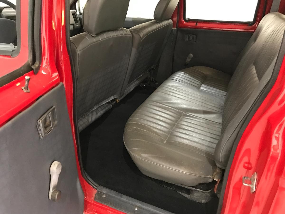 Nissan Pick UP 2.5D · Ano 1990 — image 28