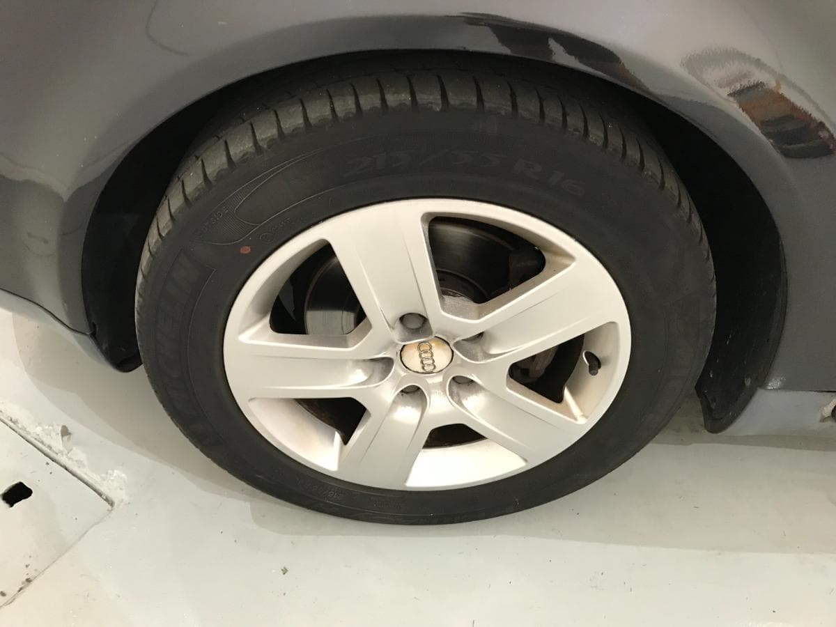 Audi A4 1.9 TDI · Ano 2001 — imagem 16