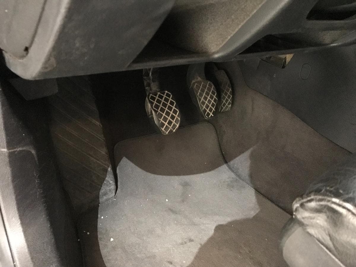 Audi A4 1.9 TDI · Ano 2001 — imagem 24