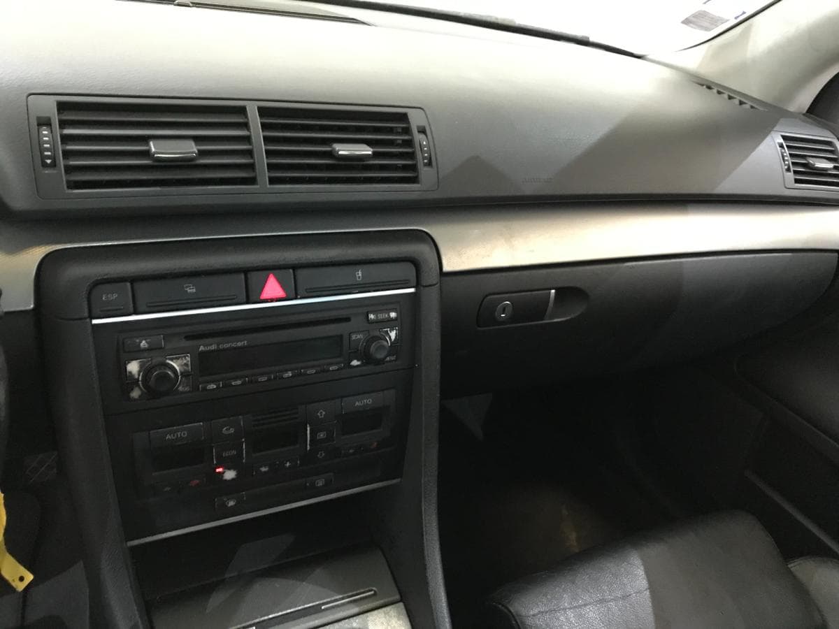 Audi A4 1.9 TDI · Ano 2001 — imagem 27