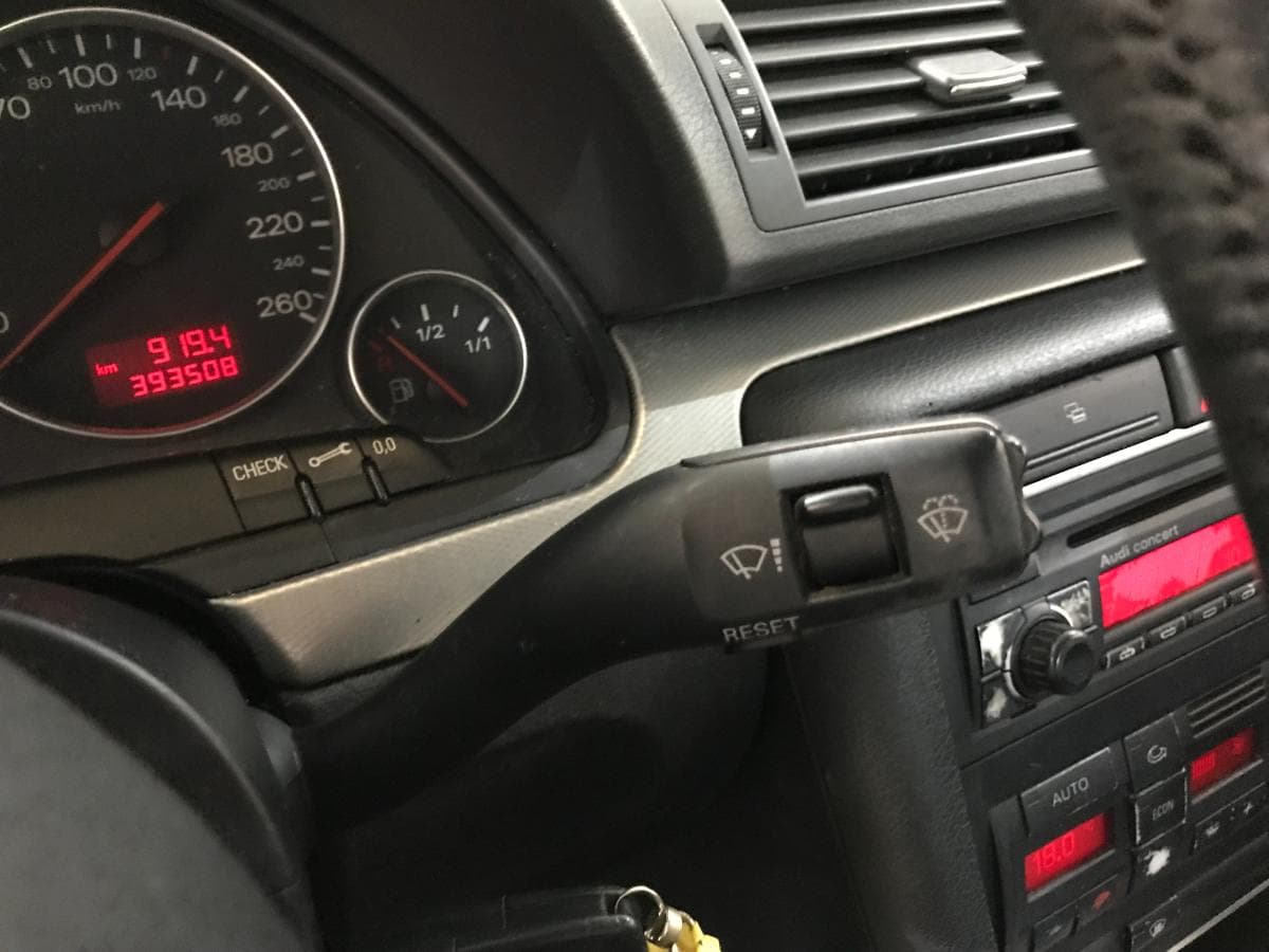 Audi A4 1.9 TDI · Ano 2001 — imagem 29
