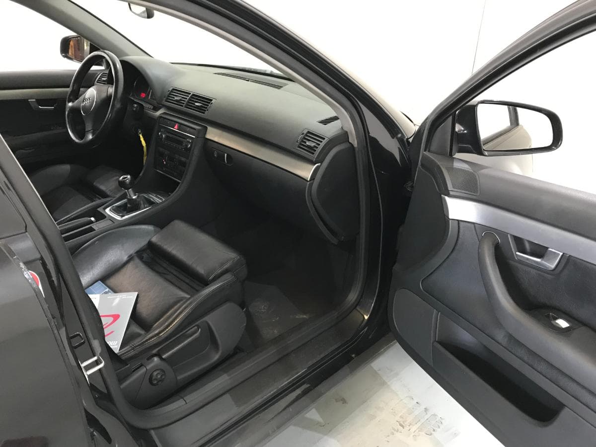 Audi A4 1.9 TDI · Ano 2001 — imagem 32
