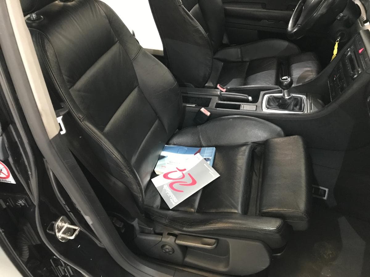 Audi A4 1.9 TDI · Ano 2001 — imagem 35
