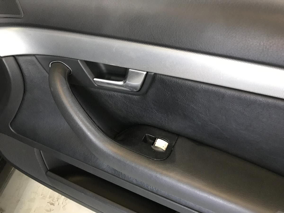 Audi A4 1.9 TDI · Ano 2001 — imagem 36