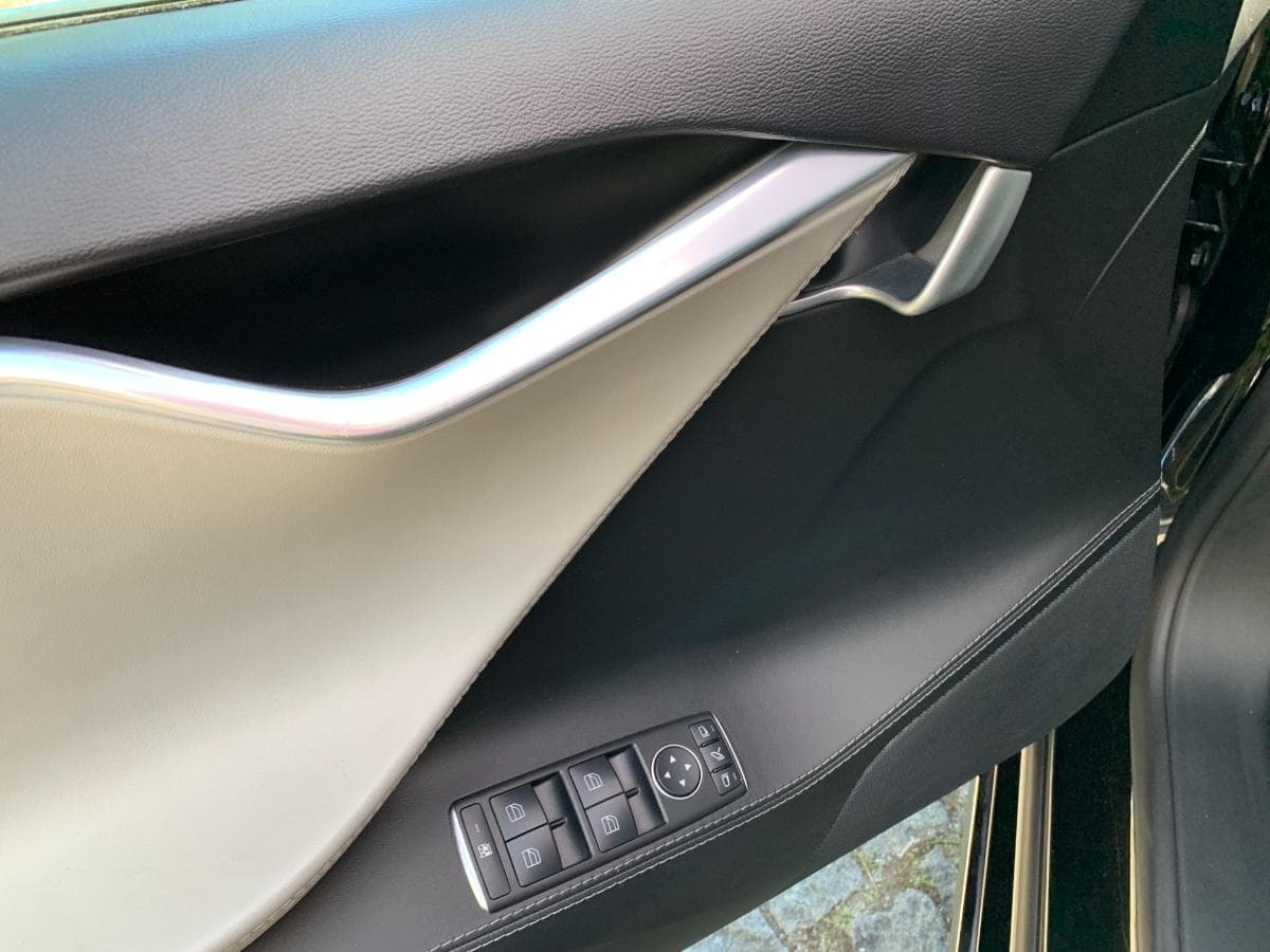 Tesla Model S 85 · Ano 2014 — imagen 32
