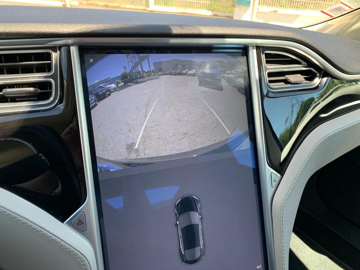 Tesla Model S 85 · Ano 2014 — imagen 37