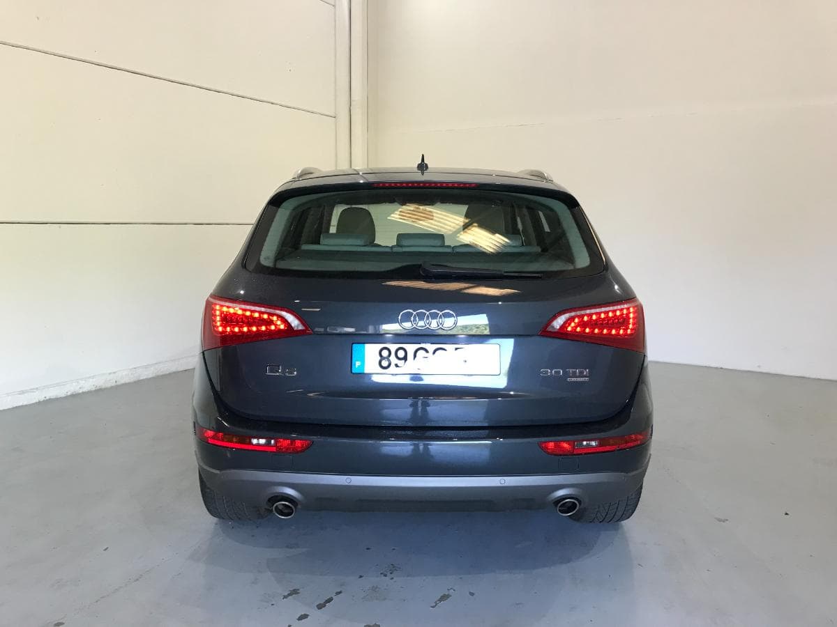 Audi Q5 3.0 · Ano 2008 — imagem 9