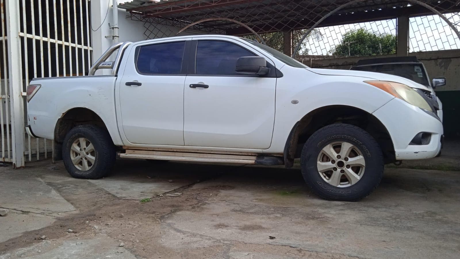 MAZDA BT 50 ·