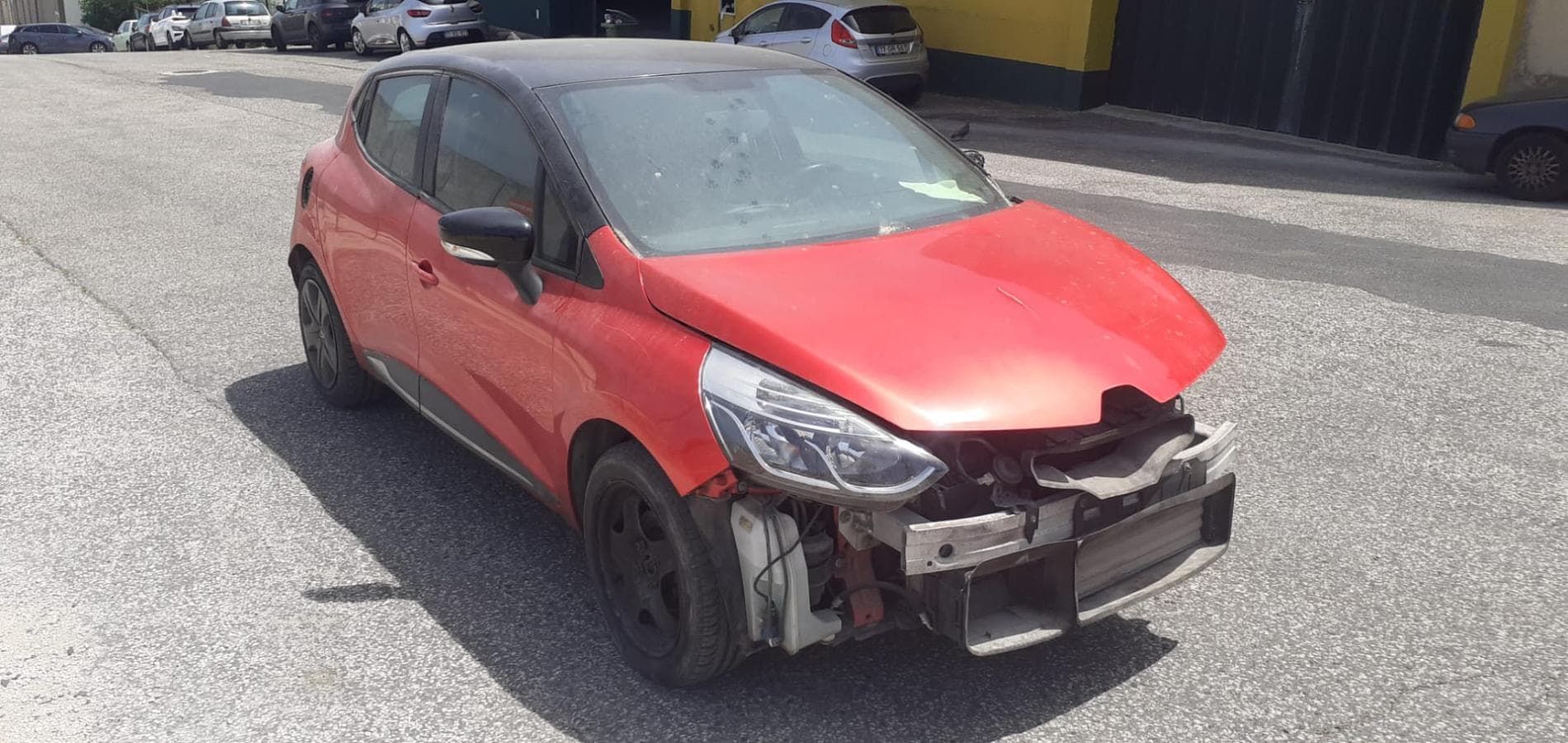 Renault Clio 1.5DCI · Ano 2014 — image 1