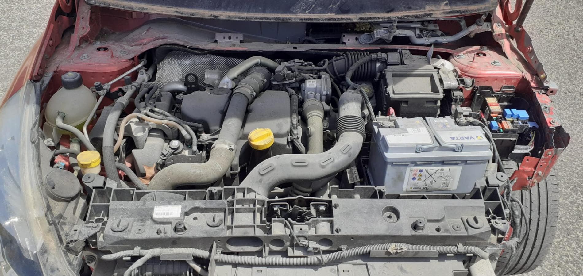 Renault Clio 1.5DCI · Ano 2014 — image 18