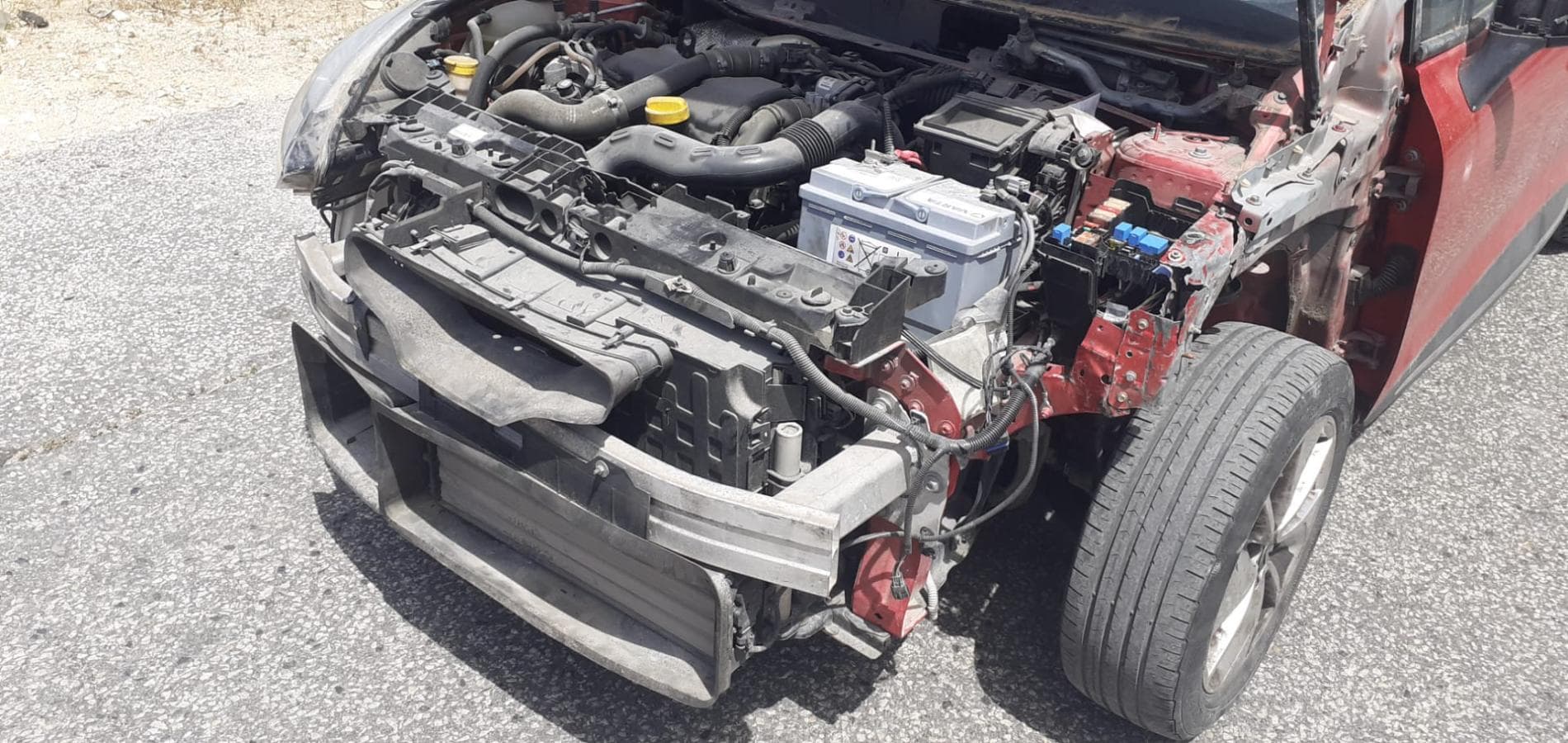 Renault Clio 1.5DCI · Ano 2014 — image 22
