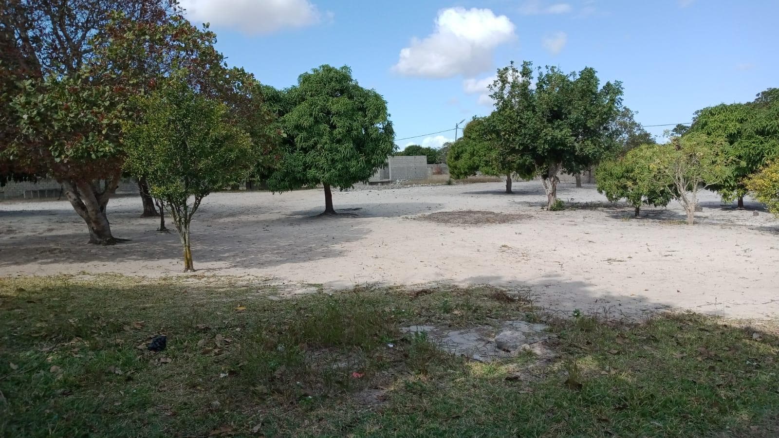 Infraestruturas em terreno  com 7500m2 — imagen 2