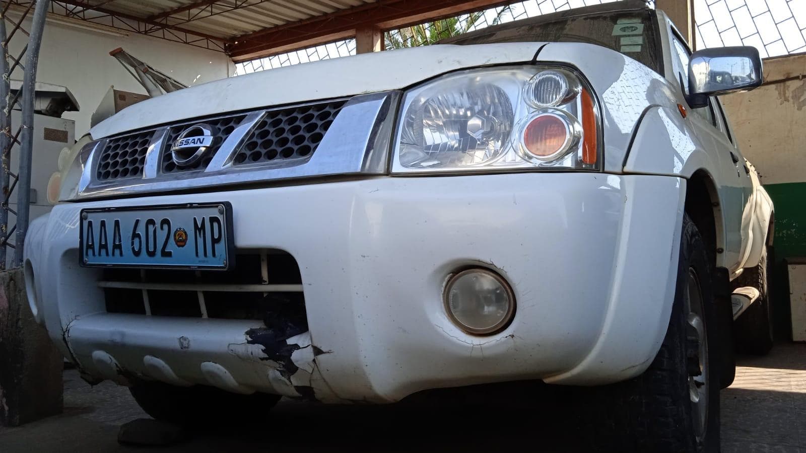 Nissan Hardbody NP300 · — imagen 1