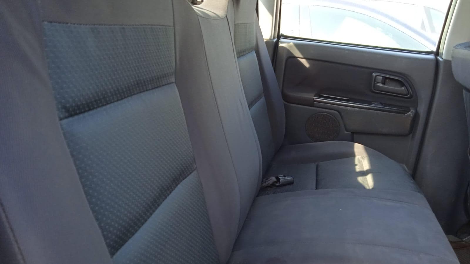 Isuzu KB 250 · — image 9