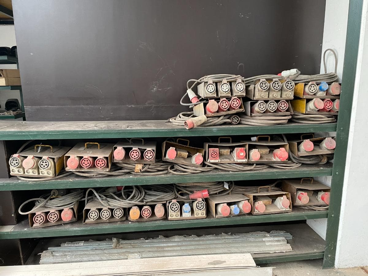 Quadros Elétricos — imagem 1