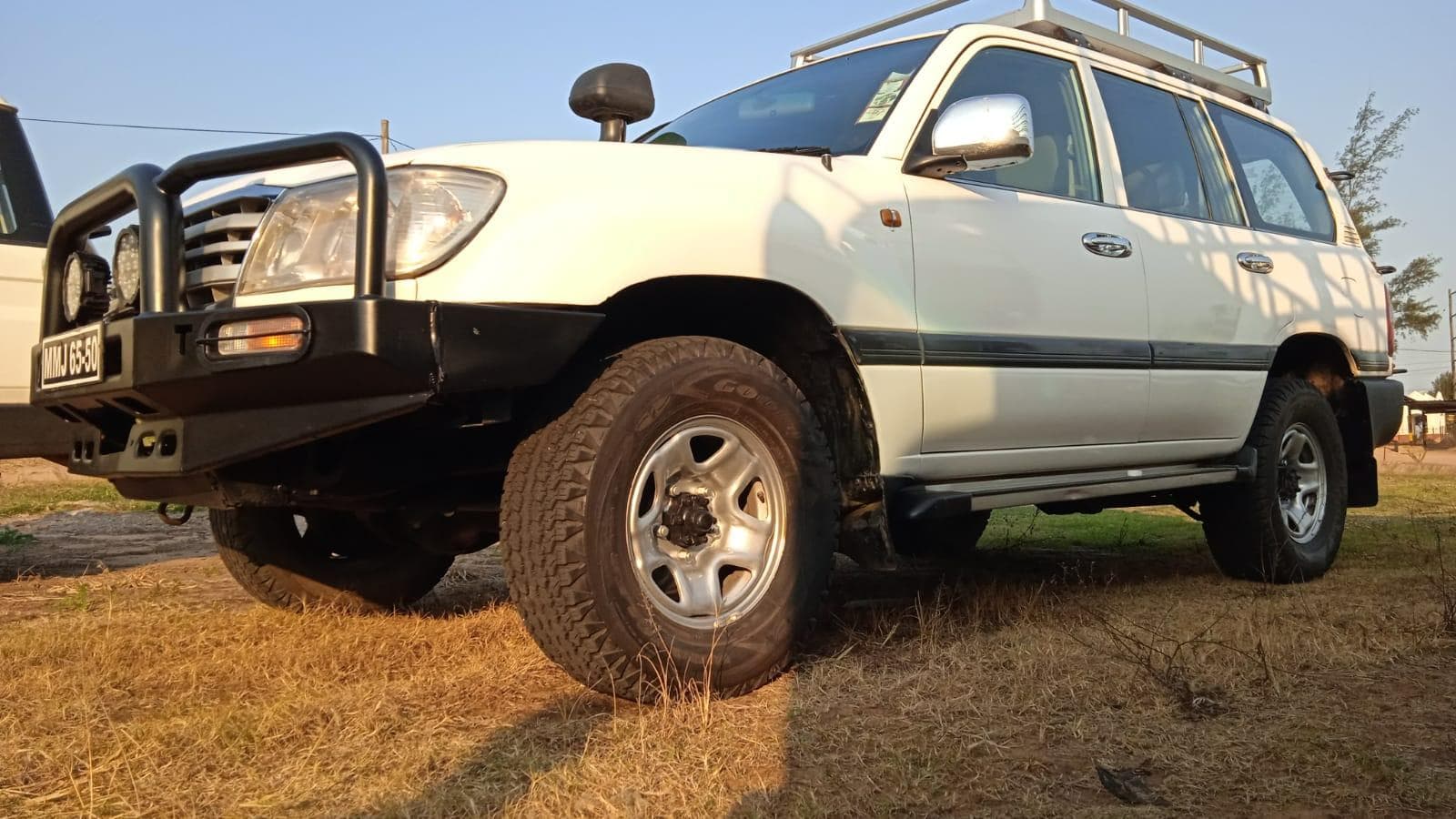 Toyota Landcruiser · — imagem 1