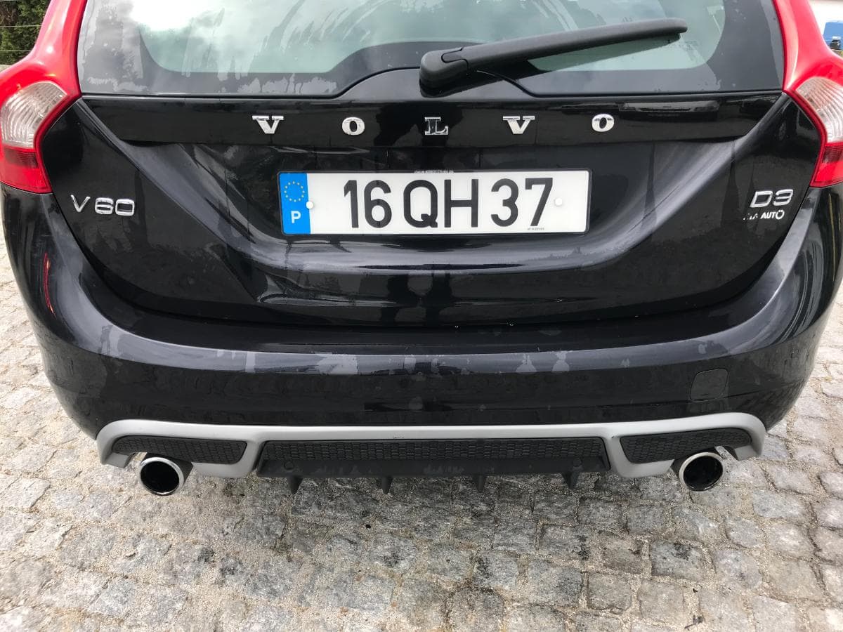 Volvo V60 D3 · Ano 2012 — imagem 8