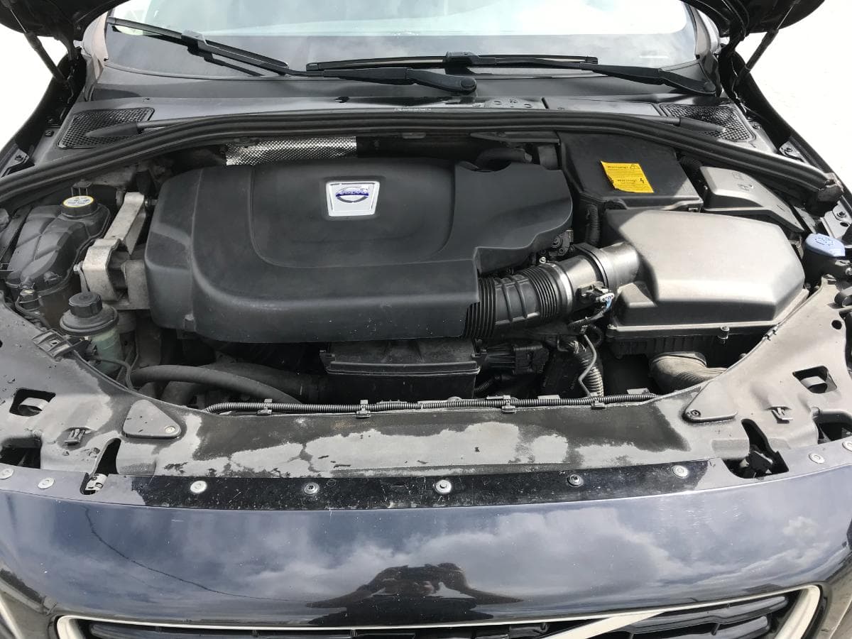 Volvo V60 D3 · Ano 2012 — imagem 3