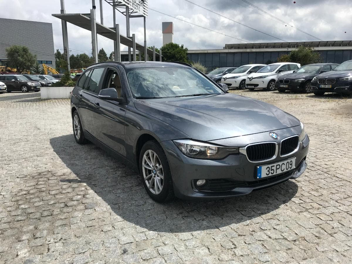 BMW 318 2.0D Touring · Ano 2014 — imagen 1