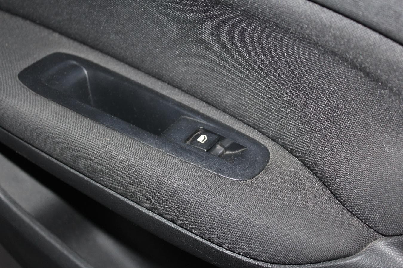 Peugeot 308 · Ano 2017 — image 19