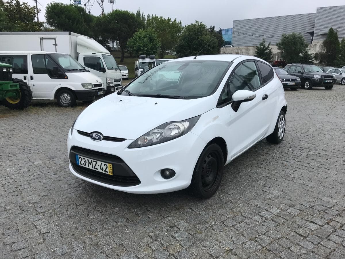 Ford Fiesta 1.4TDCI · Ano 2012 — image 3