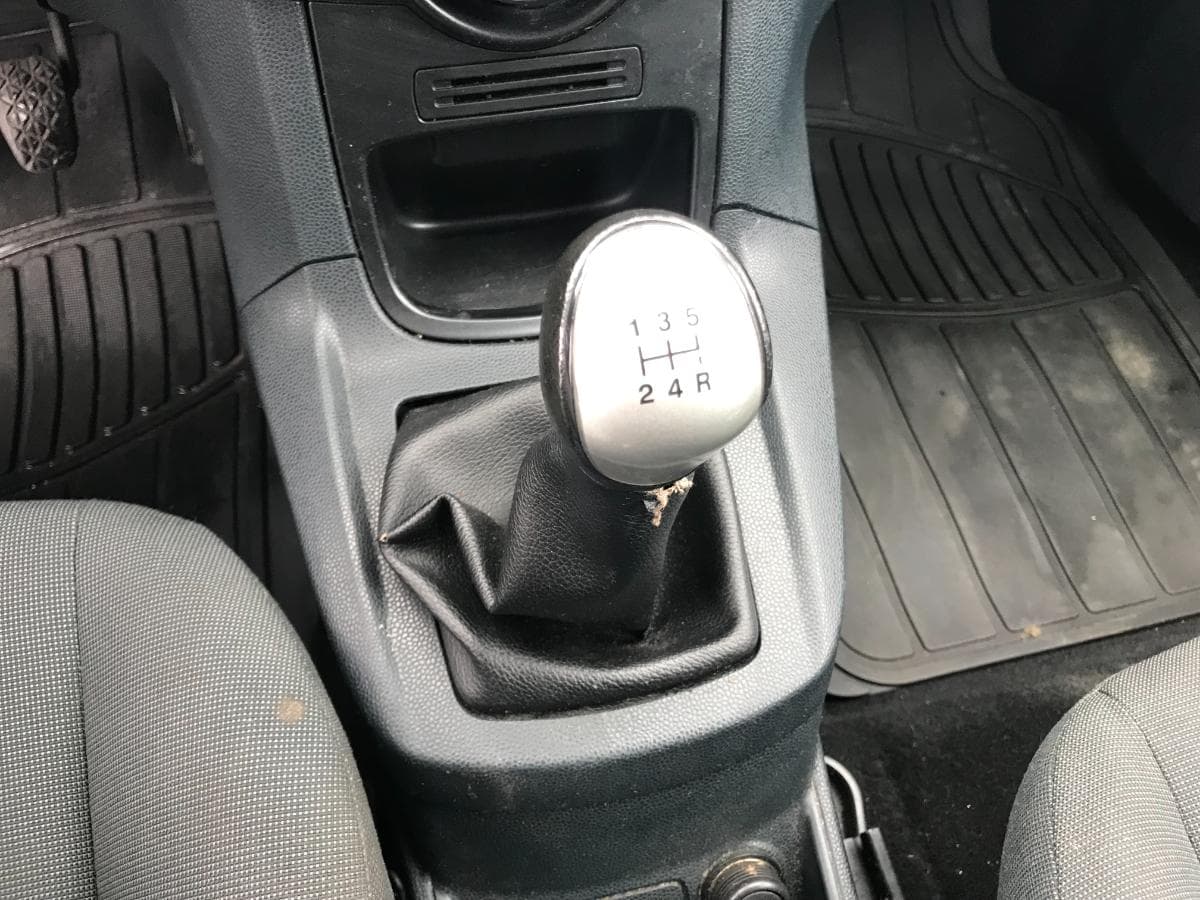 Ford Fiesta 1.4TDCI · Ano 2012 — image 25
