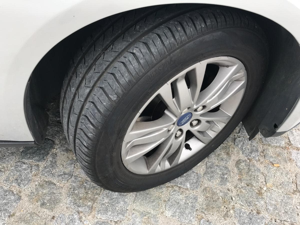 Ford Focus 1.6TDCI · Ano 2011 — image 16