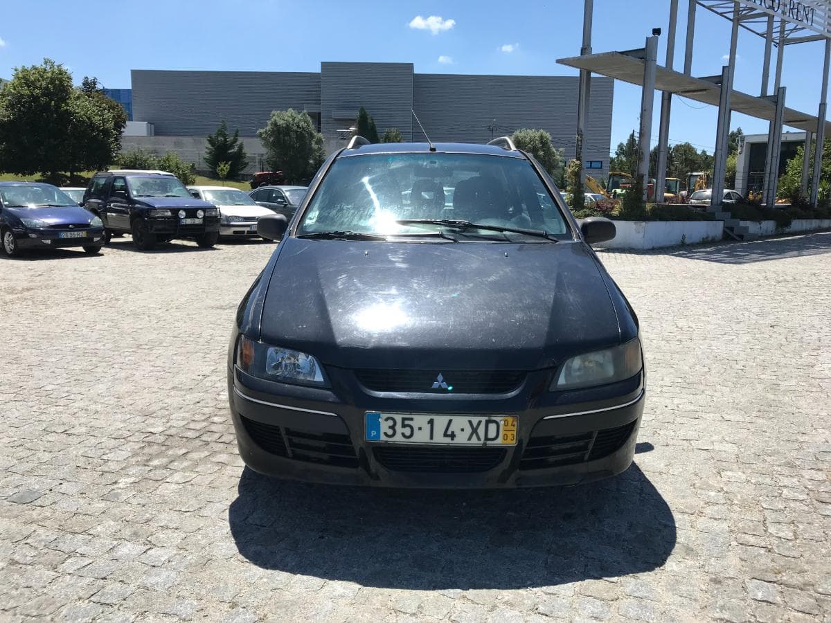 Mitsubishi SpaceStar 1.9DI-D · Ano 2004 — imagem 2
