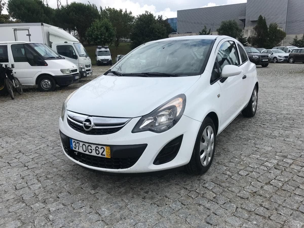 Opel Corsa 1.3CDTI · Ano 2013 — imagem 3