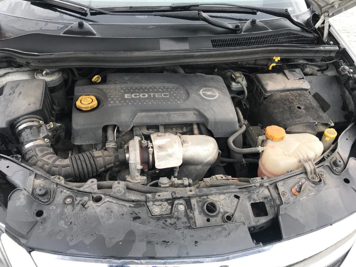 Opel Corsa 1.3CDTI · Ano 2013 — imagem 9