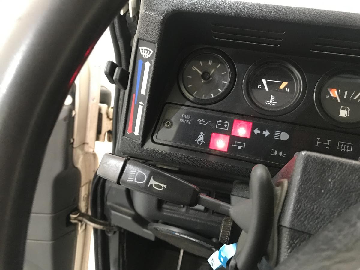 Land Rover Defender 110 300 TDi · 9 lugares · Ano 1997 — imagem 29